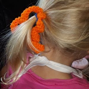 Crochet swirly hair ties!